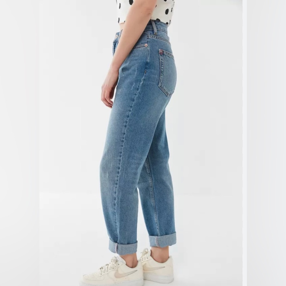 BDG High Wasted Mom Jean Light Wash
